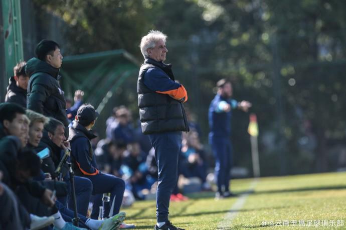 世界杯手机观看-足球报：云南玉昆将在24日和朝鲜国家队热身