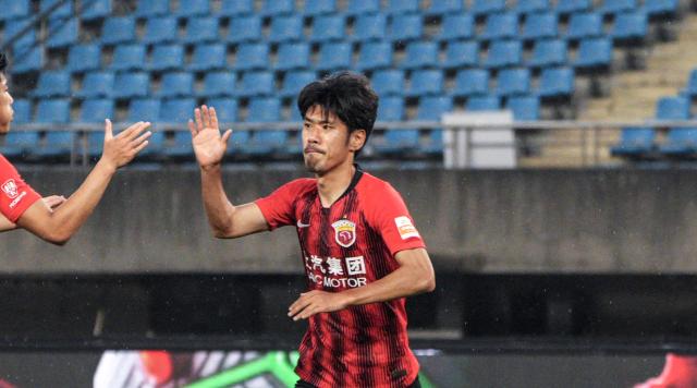 世界杯官方平台-【中超】吕文君破门土炮5连击 海港5比0大胜大连人