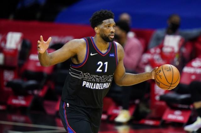 世界杯官方平台-面对潜在对手仅拿6分 恩比德状态下滑76人存隐患